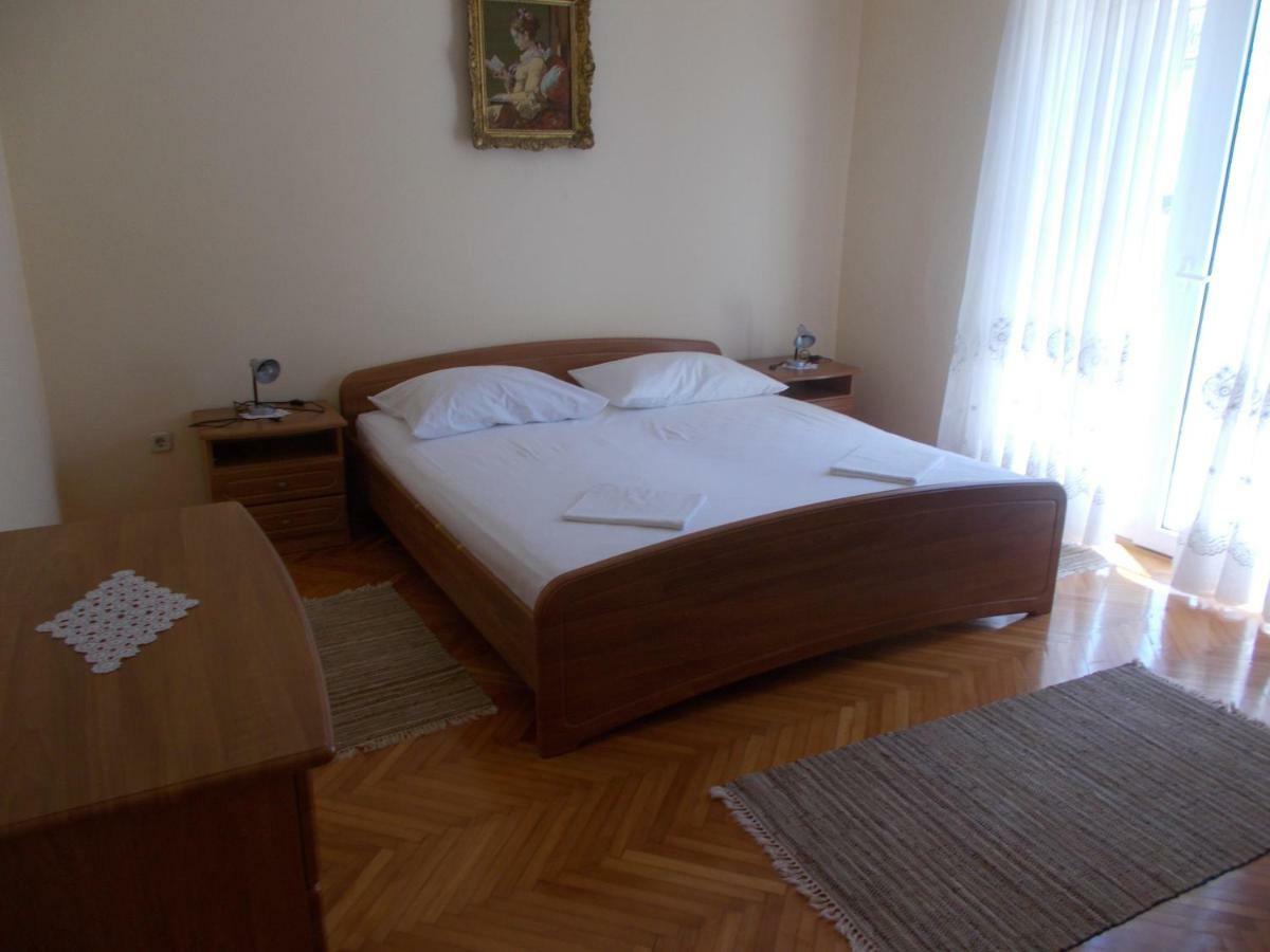 Apartments Belas Trogir Exterior foto